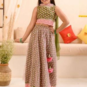 green printed lehenga with blouse with dupatta (set of 3)